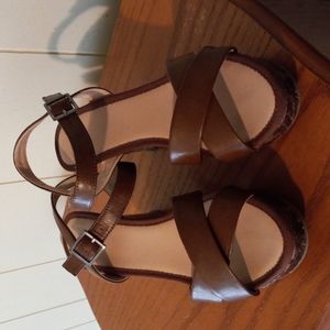 Mootsies tootsies sandals